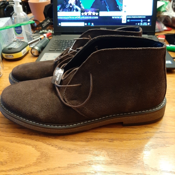 Man's shoes - Picture 9 of 9